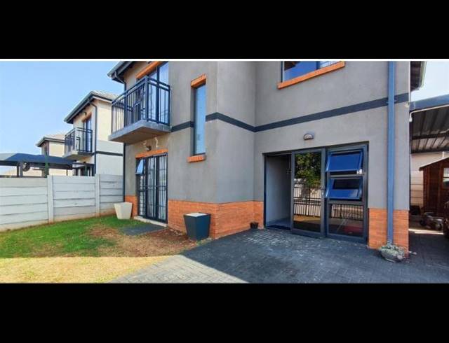 4 BEDROOM HOUSE FOR SALE IN ALBERTSDAL